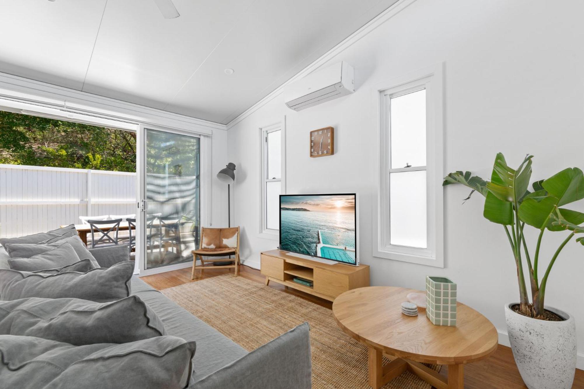 Relaxing 2-bed Close To Beaches And Parks Holiday home